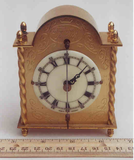 Cowtail clock front