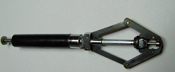Hand pullers